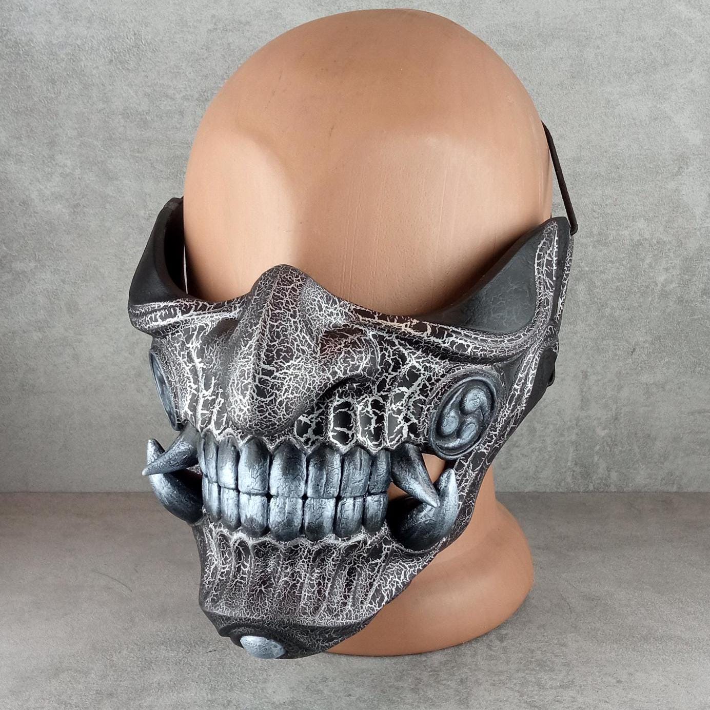 Samurai-Maske mit silbernen Rissen, Traditionelle japanische Hannya-Maske, Tragbare Maske, Kabuki-Dämonenmaske, Oni-Maske, Wanddekoration, Silbermaske