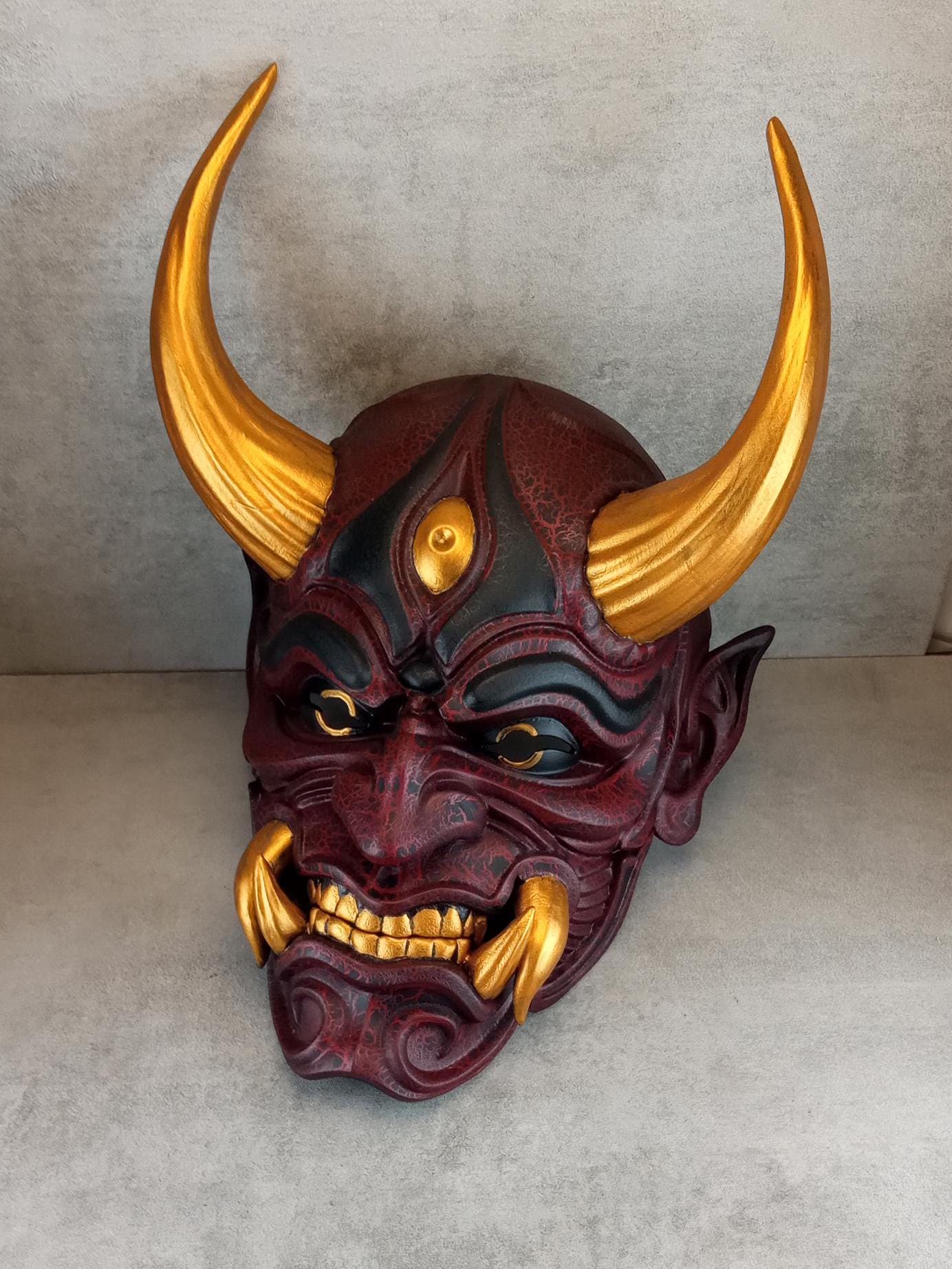 Traditional Japanese Hannya Mask – Cherry Red with Cracks, Large Golden Horns, Fangs & Eyes