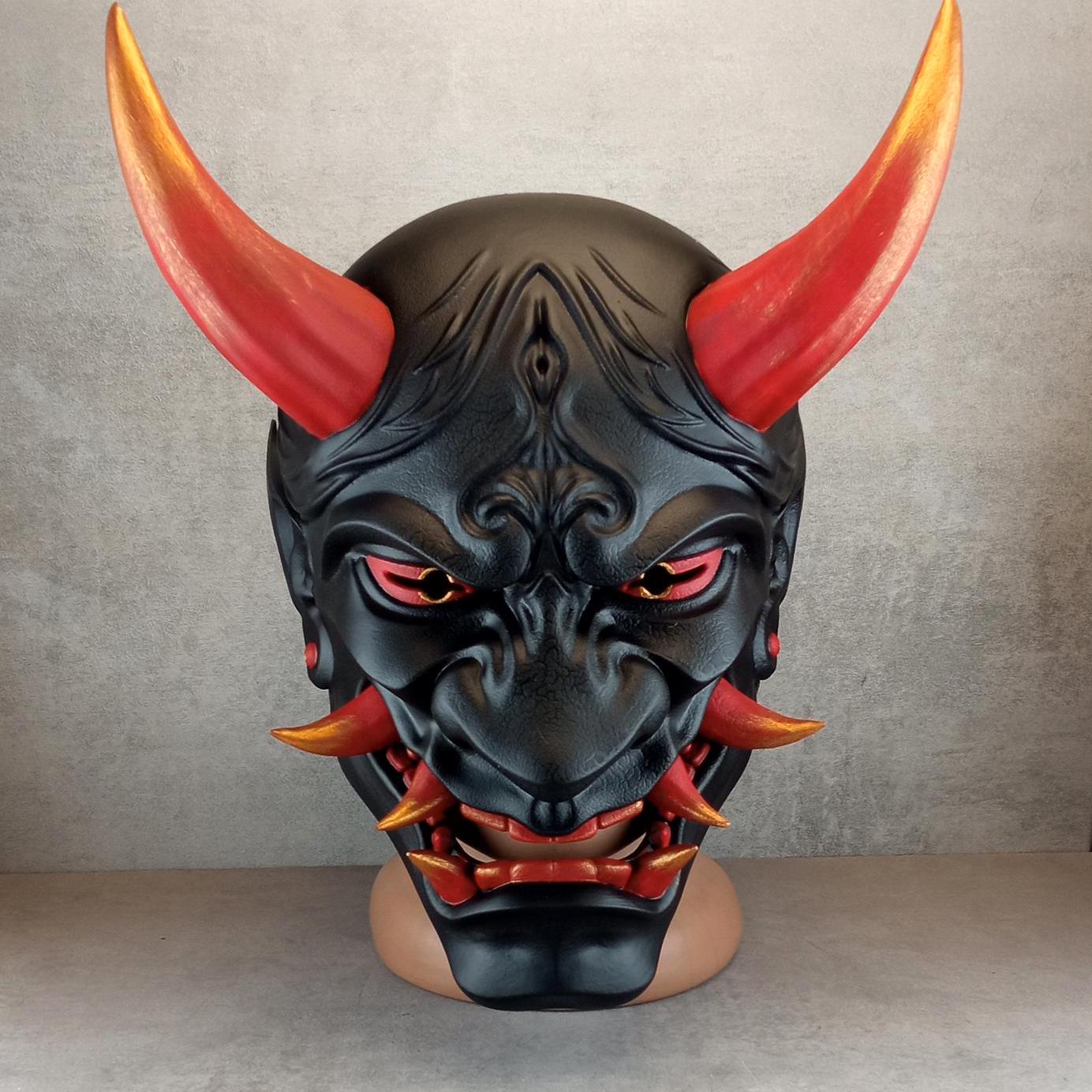 Traditionelle japanische Hannya-Dämonenmaske – „Feuerflammen“-Dämon