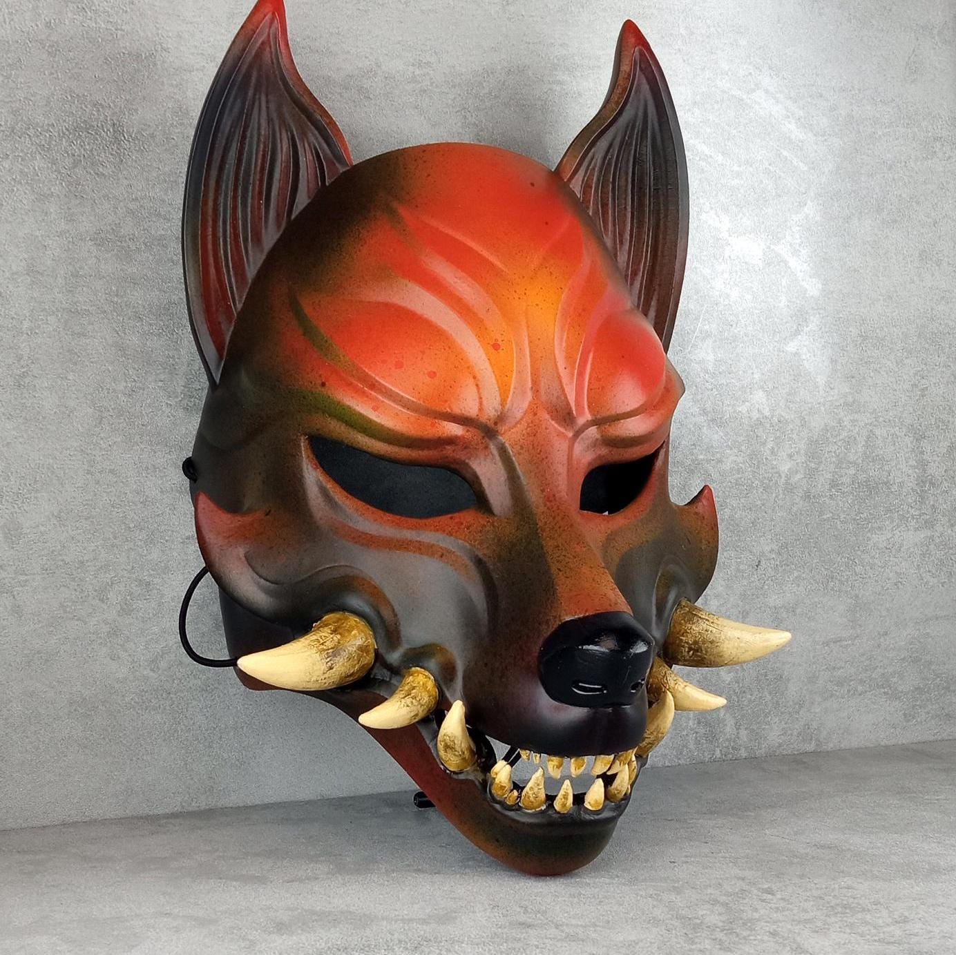 Fuchsgeistmaske – Rostgrauer Kitsune (Okami) mit natürlichen Reißzähnen