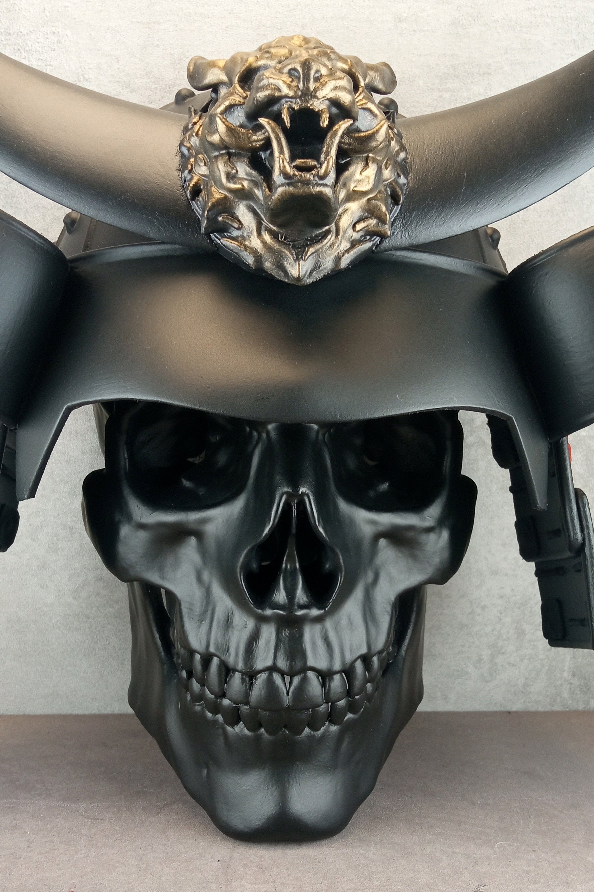 3D Samurai Skull Wall Art – Black Octagonal Frame with Red Splashes – Kabuto Helmet with Crescent Moon & Bronze Oni Tiger Head"