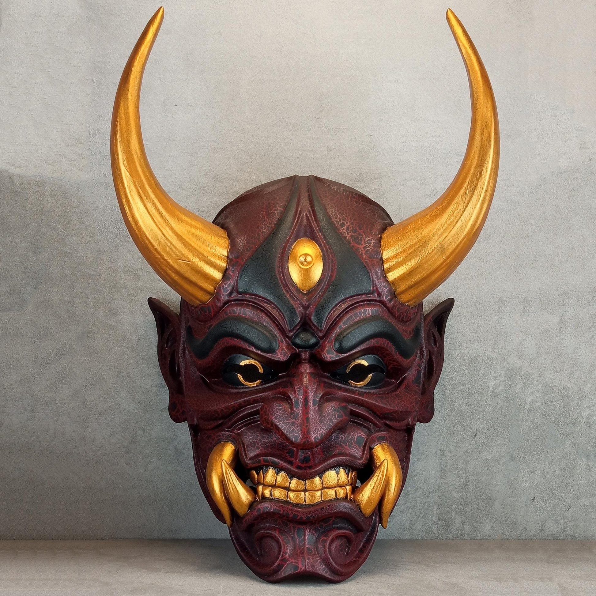 Traditional Japanese Hannya Mask – Cherry Red with Cracks, Large Golden Horns, Fangs & Eyes