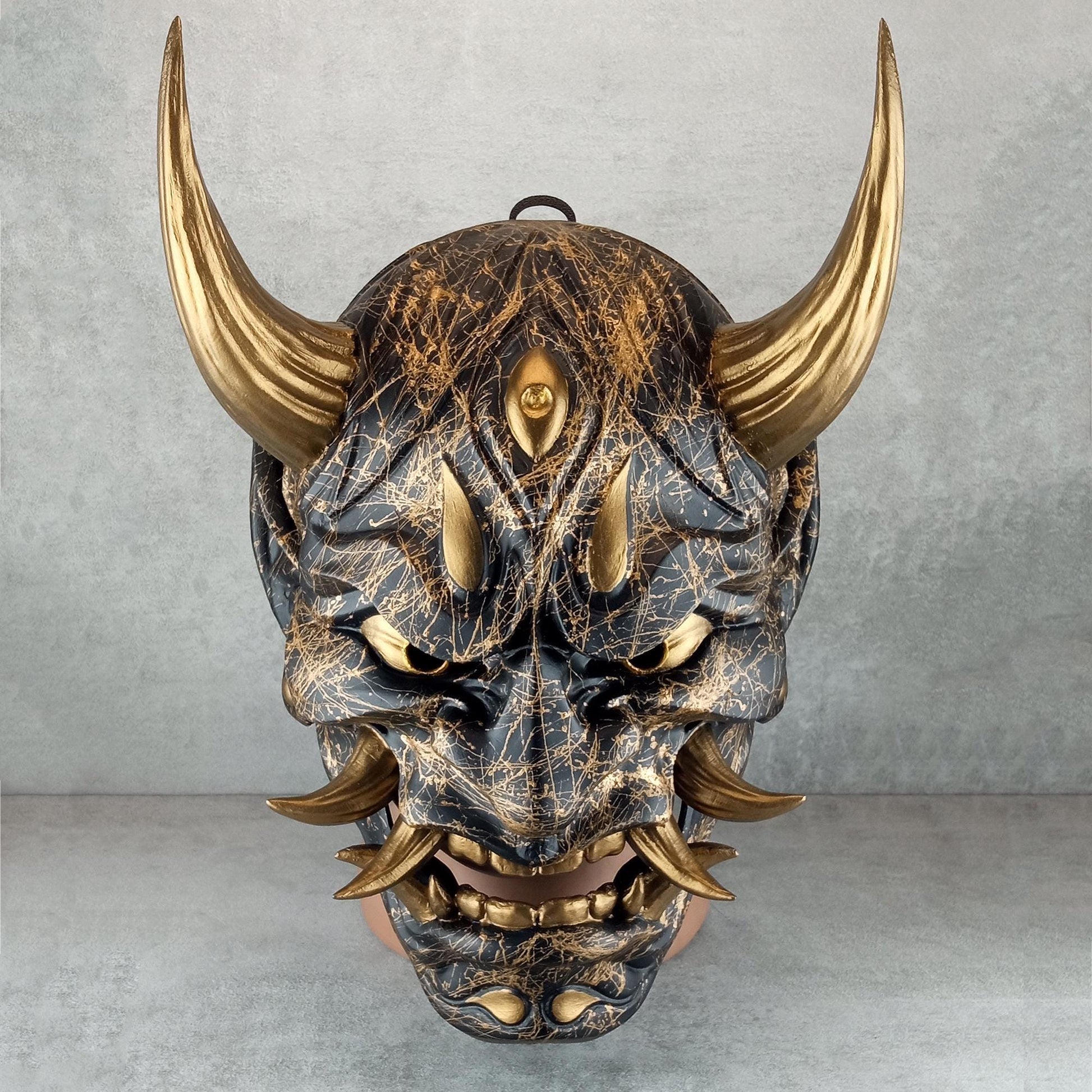 Goldene Marmor-Dämon-Hannya-Maske
