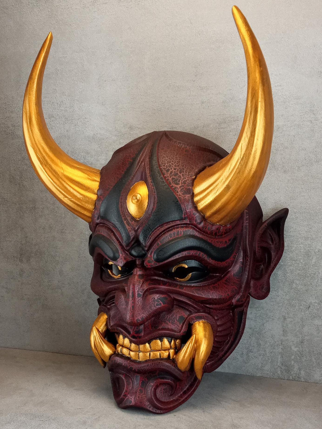 Traditional Japanese Hannya Mask – Cherry Red with Cracks, Large Golden Horns, Fangs & Eyes 