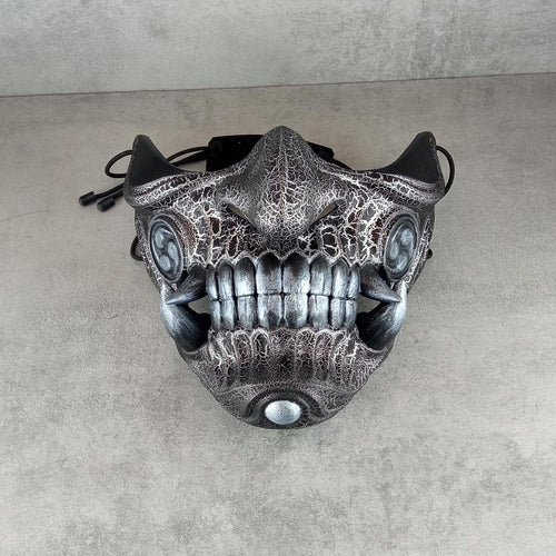 Samurai-Maske mit silbernen Rissen, Traditionelle japanische Hannya-Maske, Tragbare Maske, Kabuki-Dämonenmaske, Oni-Maske, Wanddekoration, Silbermaske