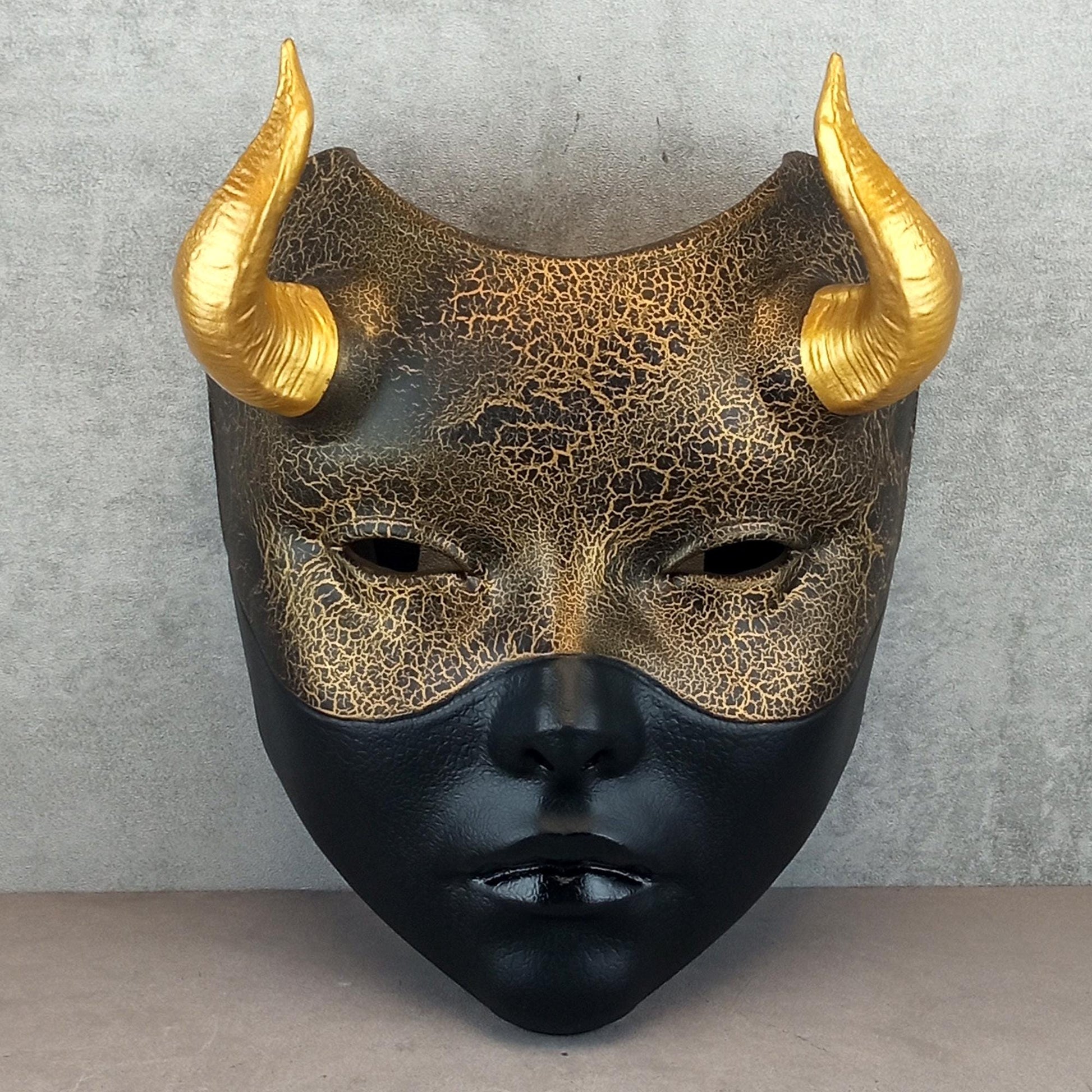 Geisha Witch Mask – Half Gold, Half Black Horned Masquerade Mask