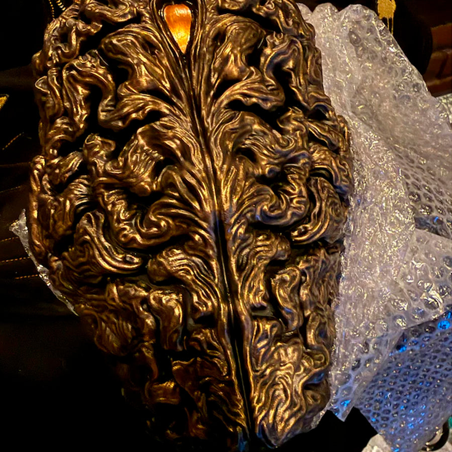 Bronze Brain Mask with Golden Eye – Surreal Anatomical Art Mask for Cosplay & Decor