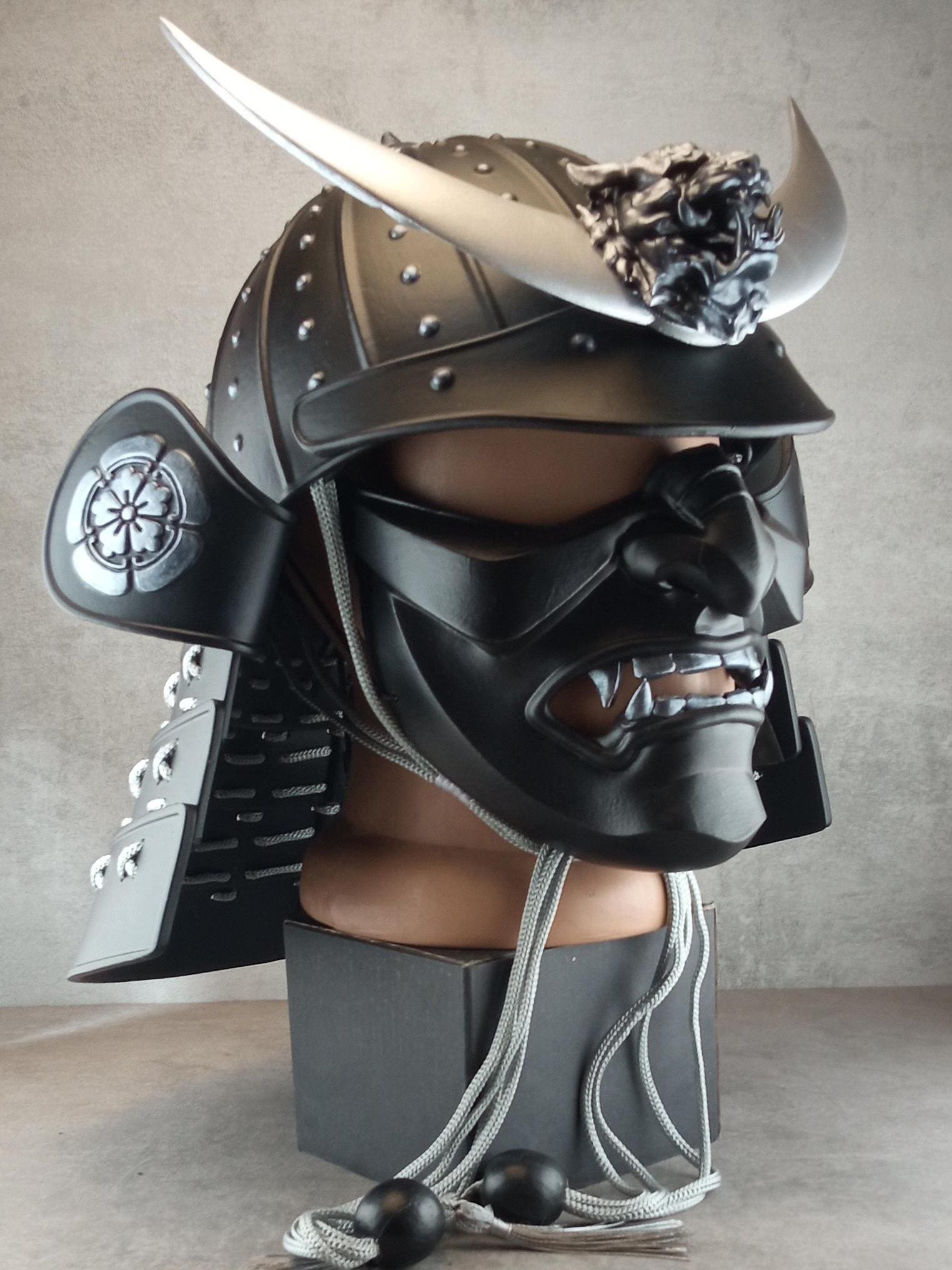 Samurai Kabuto Helmet – Black with Silver Crescent and Oni Tiger Crest | With Half-Mask or Full Somen
