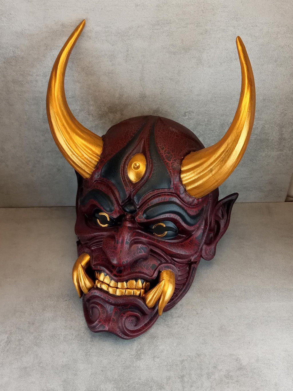 Traditional Japanese Hannya Mask – Cherry Red with Cracks, Large Golden Horns, Fangs & Eyes 