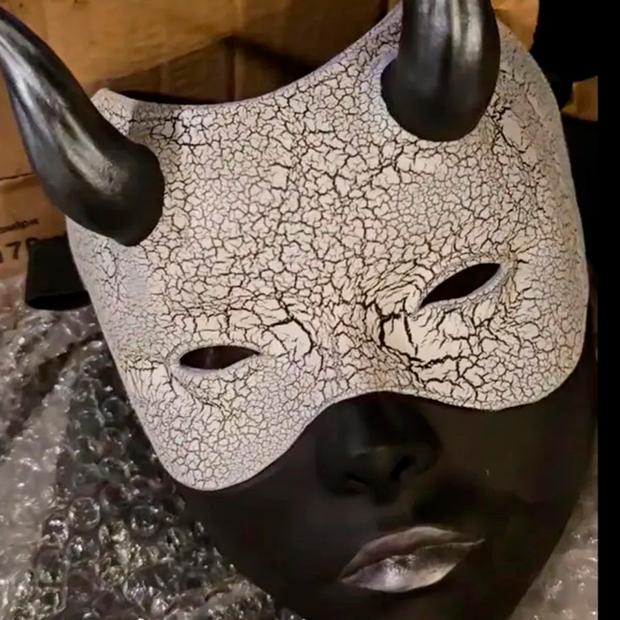 Geisha Witch Mask – Dual-Tone Black &amp; White Split with Silver Horns