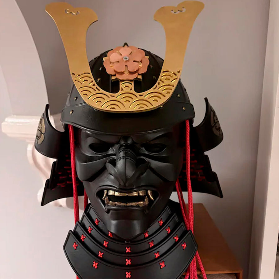 Samurai Helmet – Black Dragon Kabuto