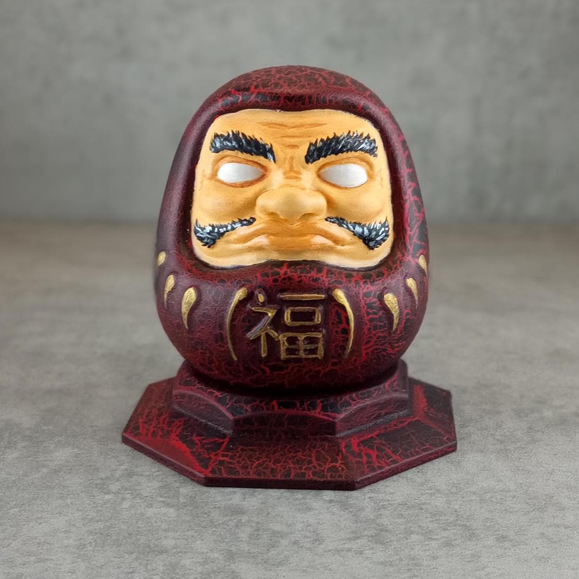 Traditionelle japanische Daruma-Puppe.