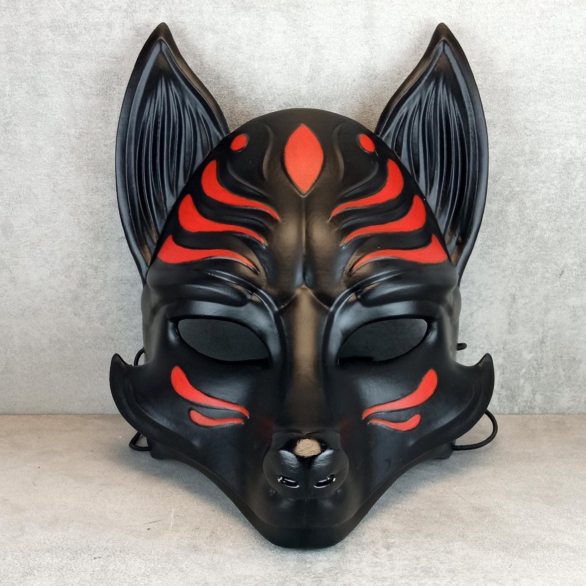 Schwarze Okami-Maske, Schwarze Kitsune-Maske, Traditionelle japanische Maske, Youkai-Maske, Wolfsmaske, Fuchsmaske