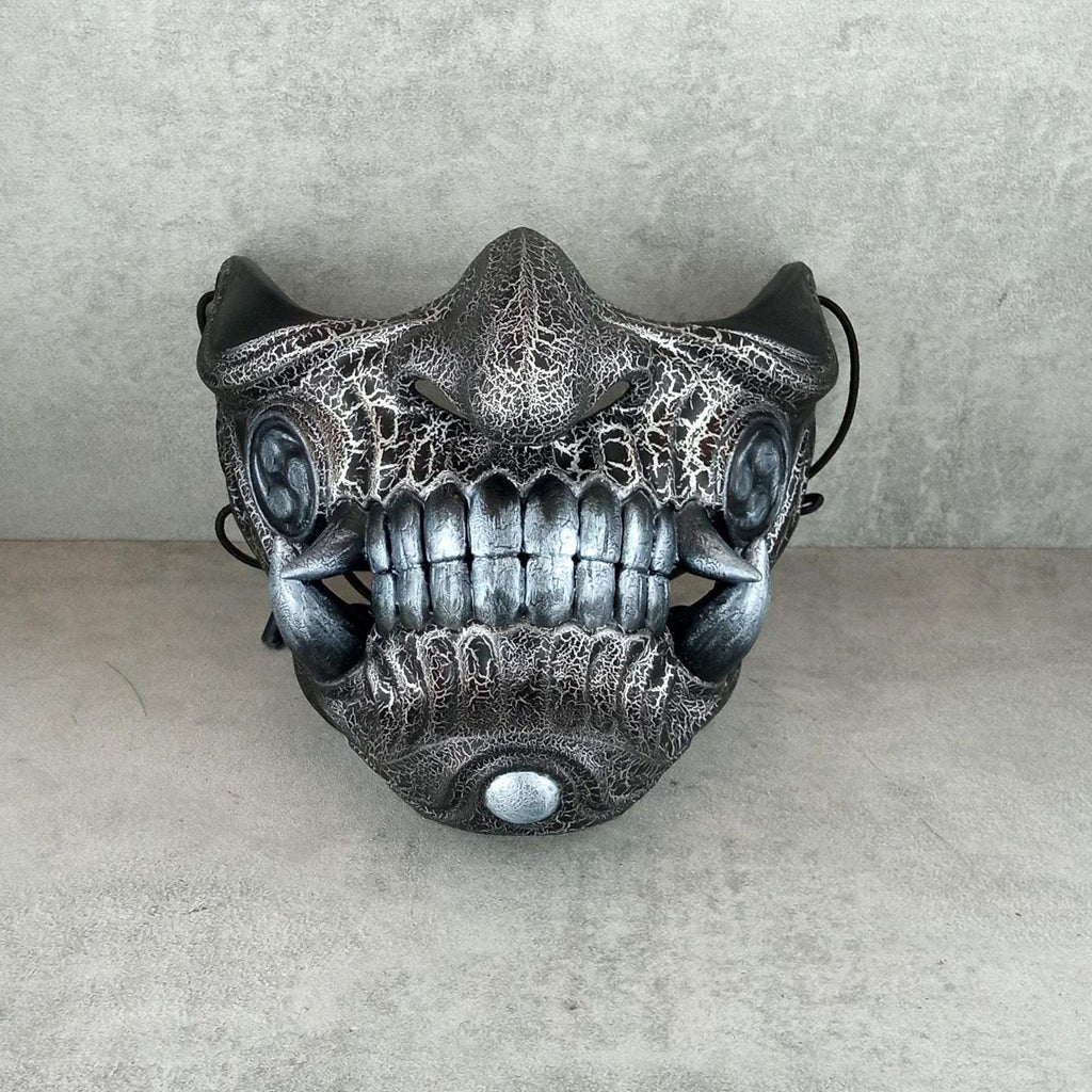 Samurai-Maske mit silbernen Rissen, Traditionelle japanische Hannya-Maske, Tragbare Maske, Kabuki-Dämonenmaske, Oni-Maske, Wanddekoration, Silbermaske