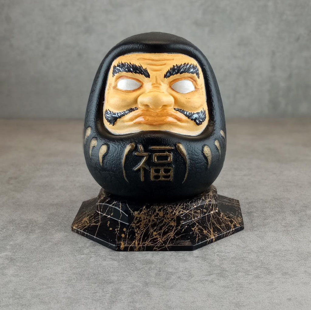 Traditionelle japanische Daruma-Puppe.