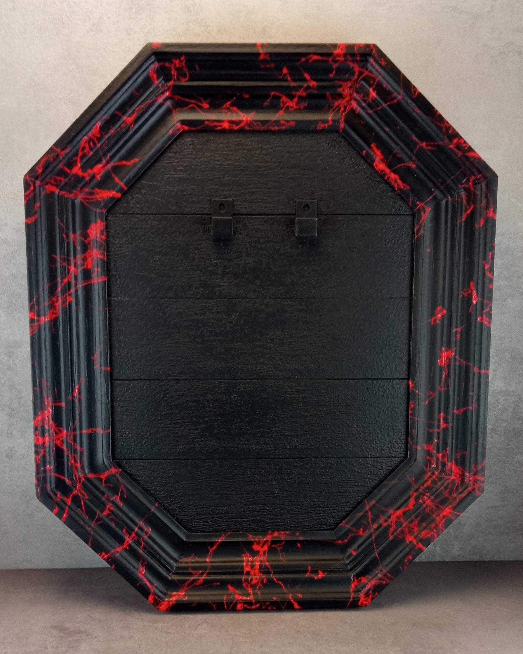 3D Samurai Skull Wall Art – Black Octagonal Frame with Red Splashes – Kabuto Helmet with Crescent Moon & Bronze Oni Tiger Head"