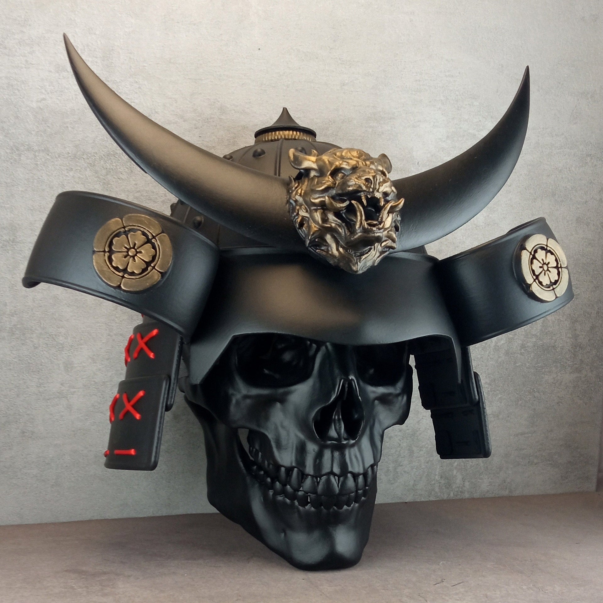 3D Samurai Skull Wall Art – Black Octagonal Frame with Red Splashes – Kabuto Helmet with Crescent Moon & Bronze Oni Tiger Head"