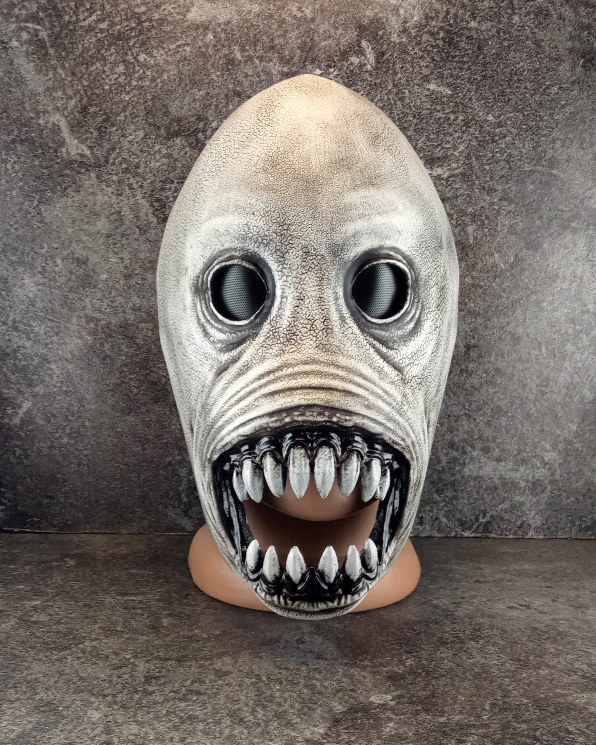 Mask of the Gray Abyss