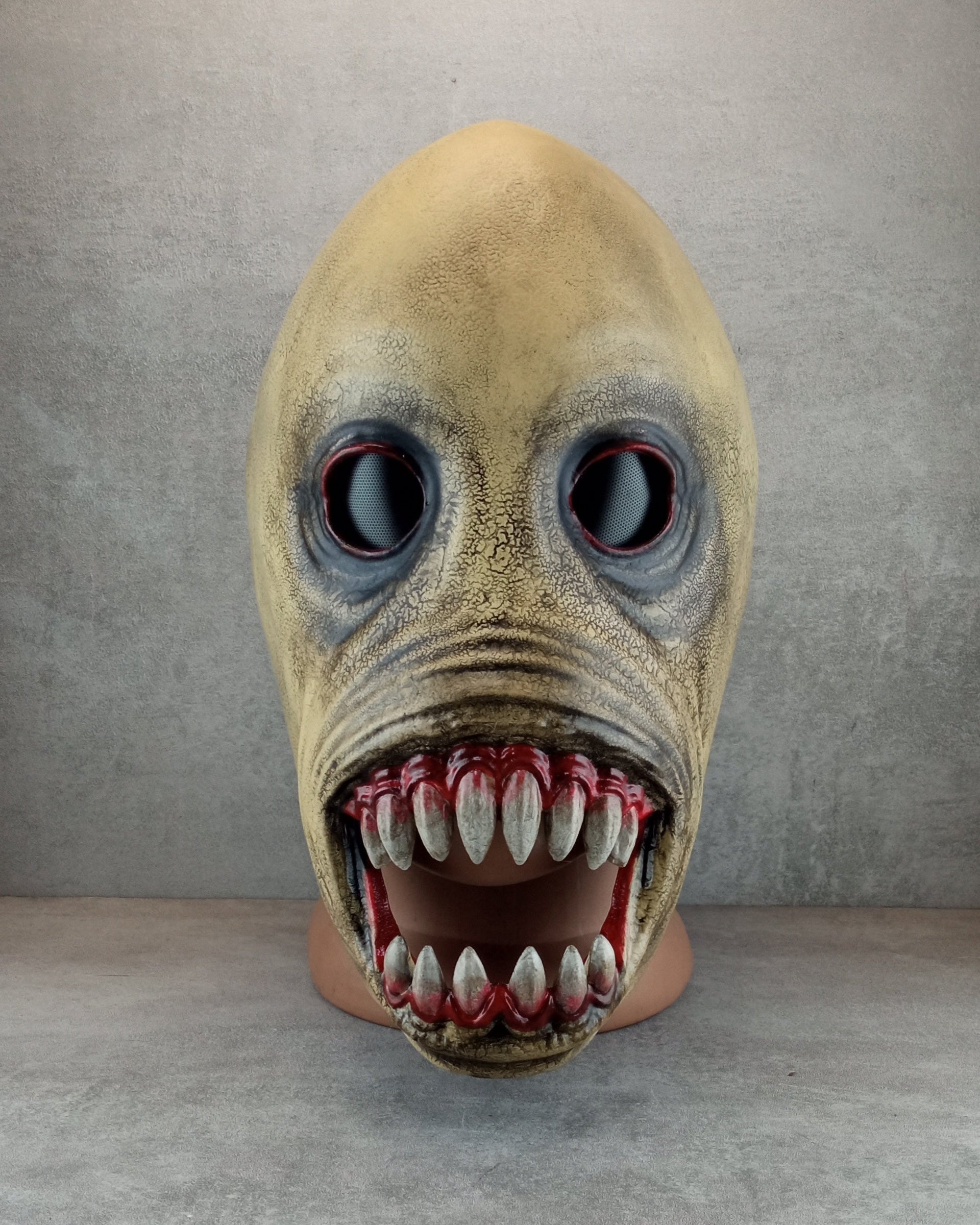 Nightfang Phantom Mask