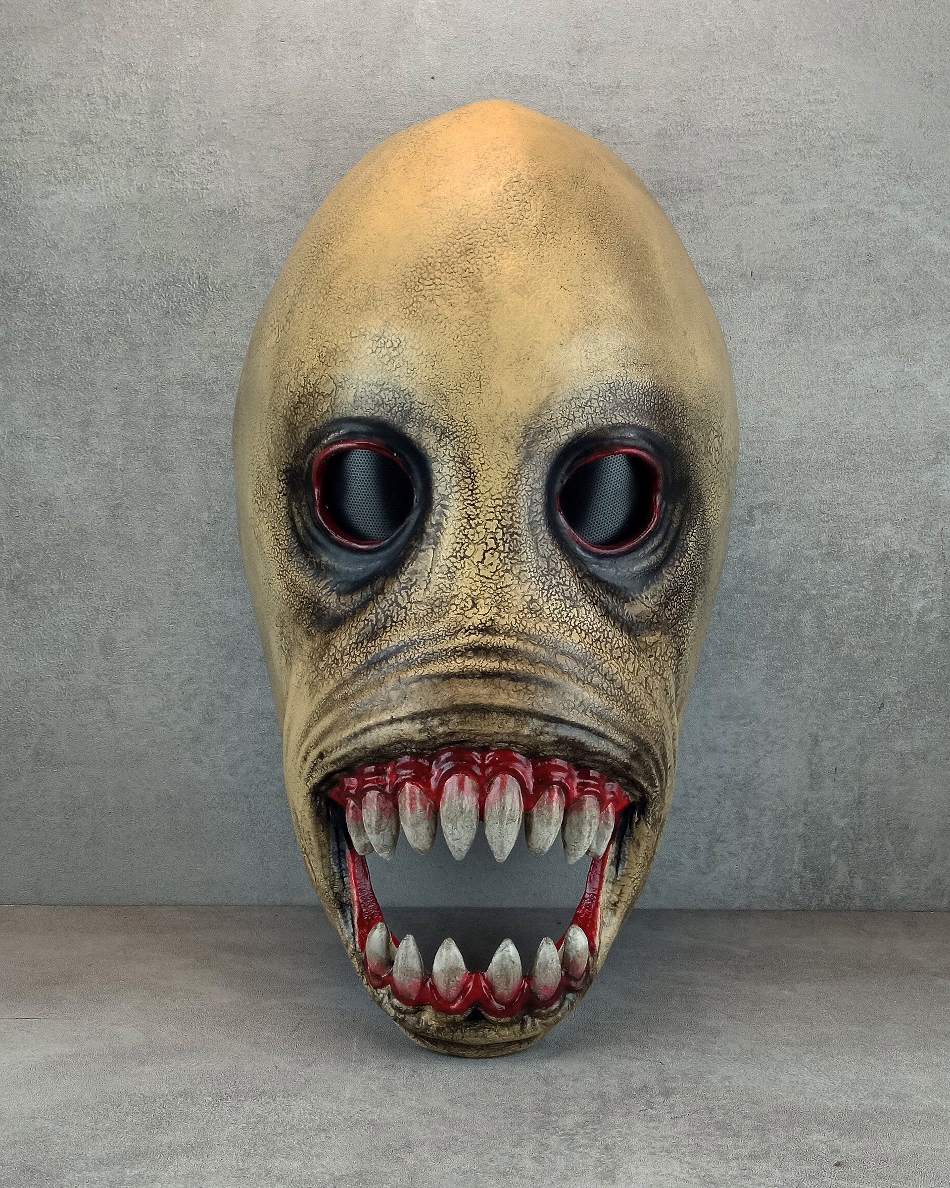 Nightfang Phantom Mask