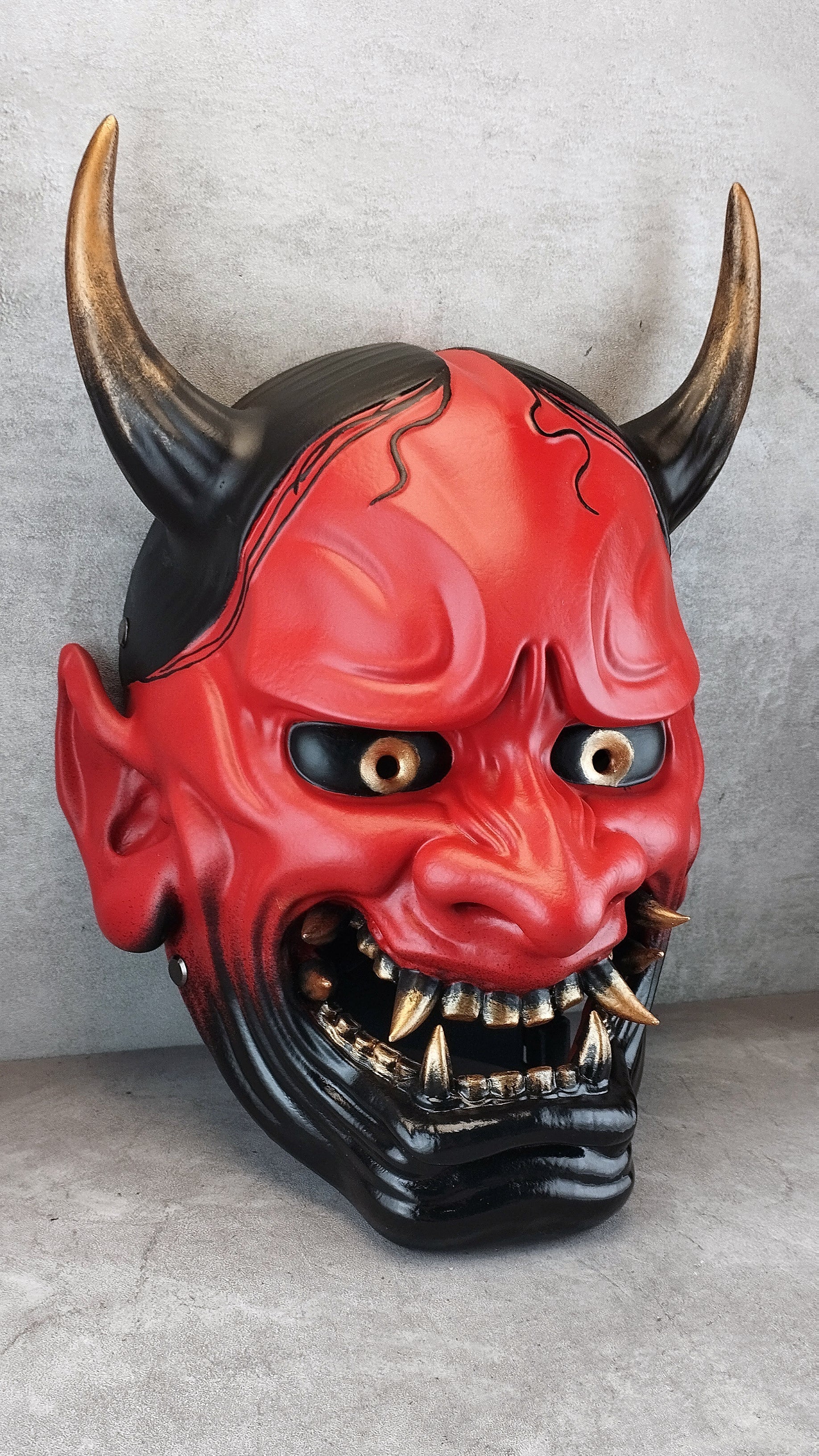 Rote und schwarze Maske, Traditionelle japanische Hannya-Maske, Samurai-Maske, tragbare Maske, Dämonenmaske, Oni-Maske, Wanddekoration
