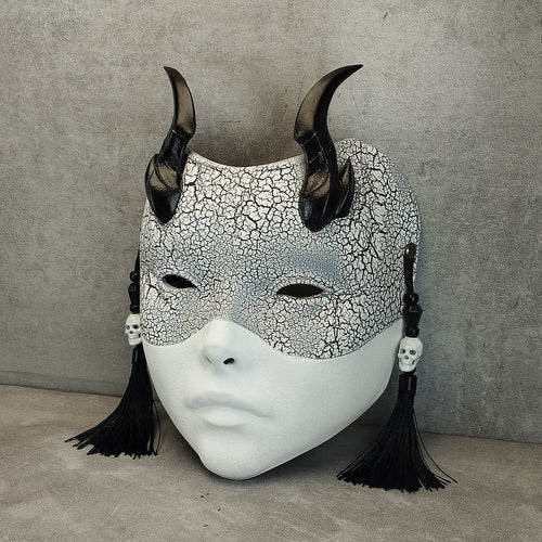 Silent Wraith Geisha Mask