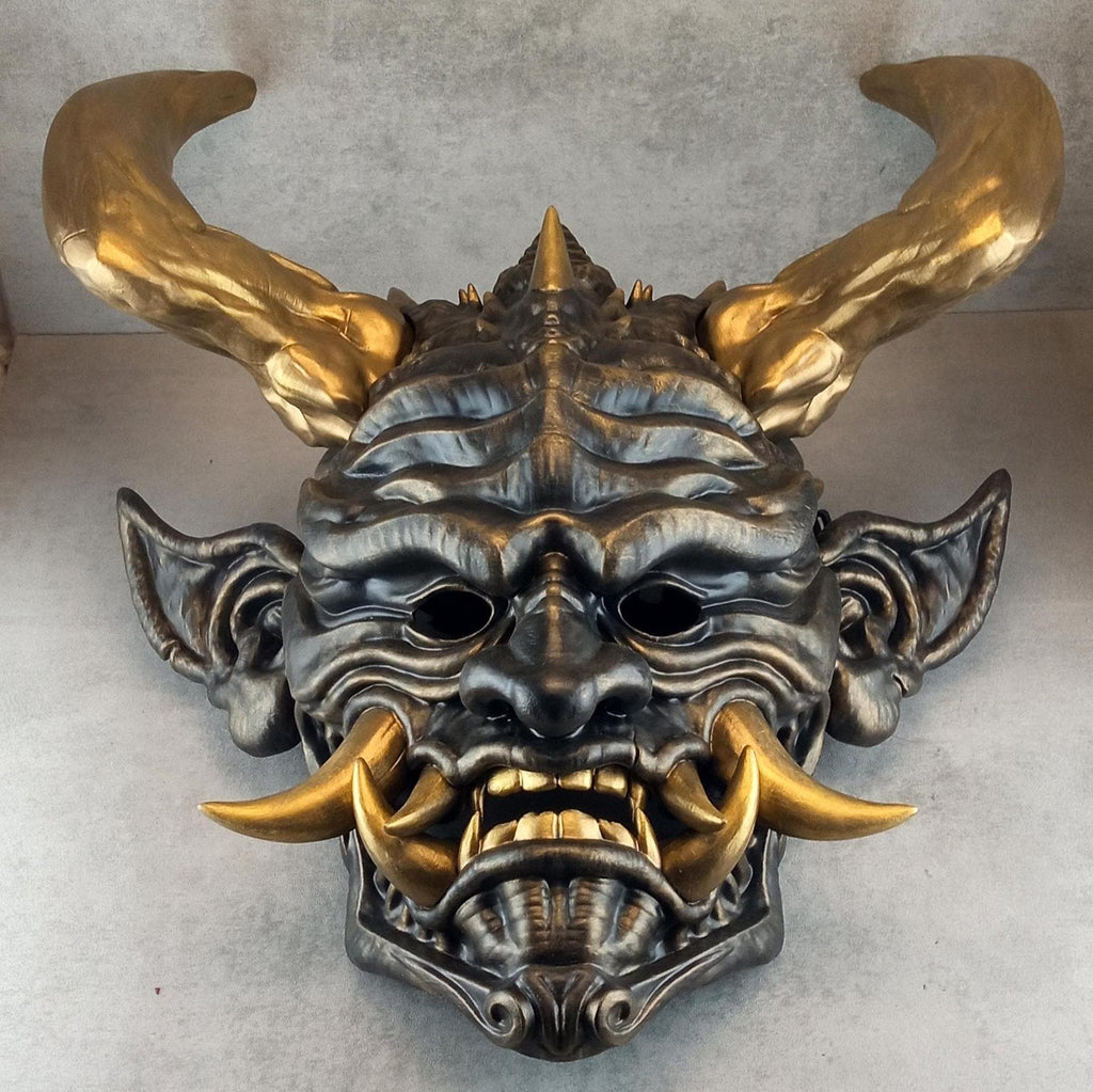 Einzigartige Oni-Dämonenmaske mit großen Bronzehörnern – handgefertigtes Sammlerstück im japanischen Stil