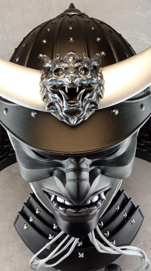 Samurai Kabuto Helmet – Black with Silver Crescent and Oni Tiger Crest | With Half-Mask or Full Somen