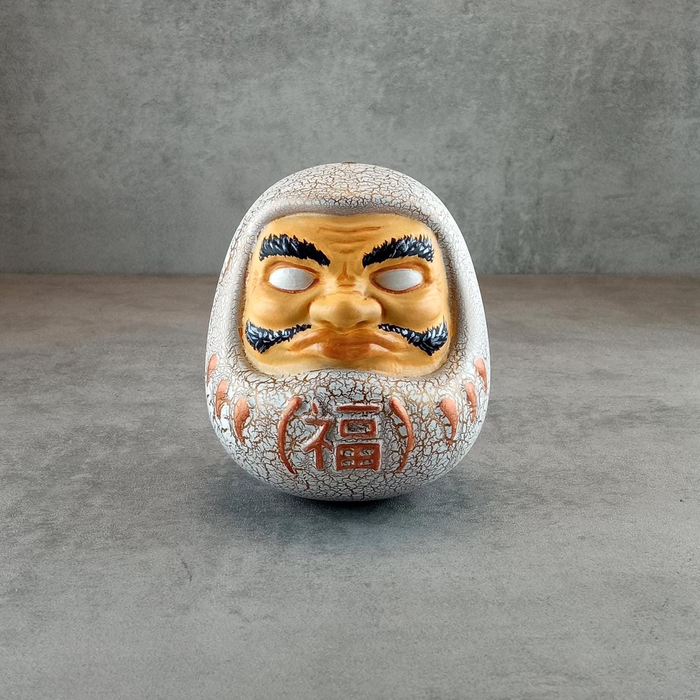 Traditionelle japanische Daruma-Puppe.