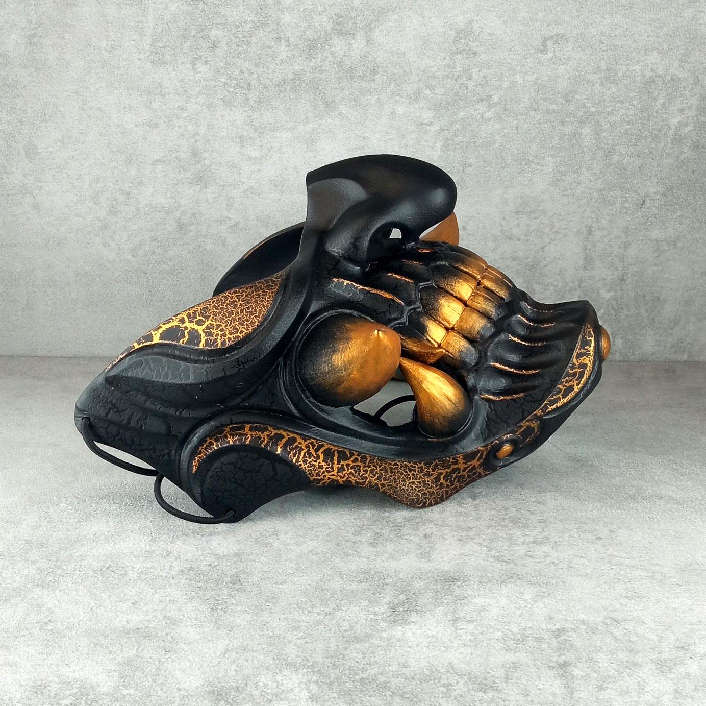 Wearable Samurai Half Mask – Black &amp; Gold with Cracks and Large Golden Fangs