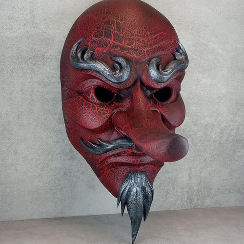 Rote Cracked Tengu-Maske (Vollgesicht)