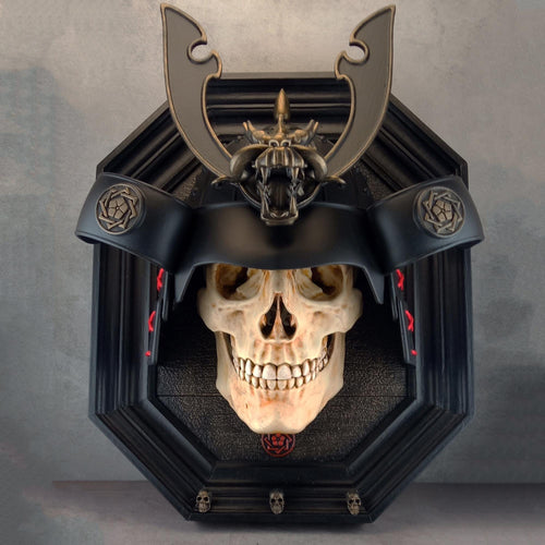 Wall decor "Samurai skull" (natural tone skull)
