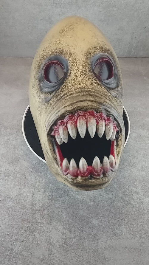 Nightfang Phantom Mask