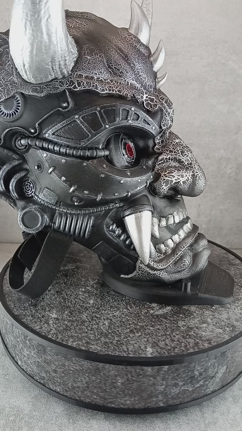 Exclusive Cyber Oni Demon Mask – Black &amp; Silver Cracked Design