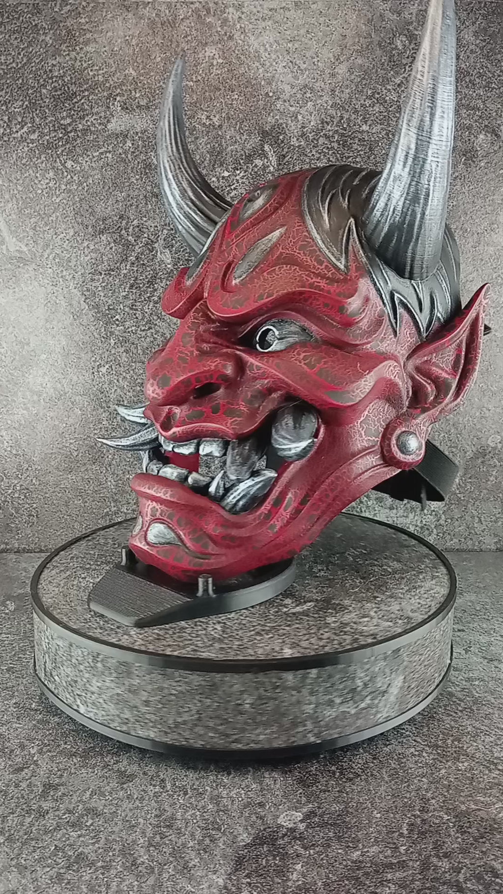 Maskenriss, Traditionelle japanische Hannya-Maske, rote und schwarze Samurai-Maske, tragbare Maske, Dämonenmaske, Oni-Maske, Wanddekoration, Oni-Maske mit Seil